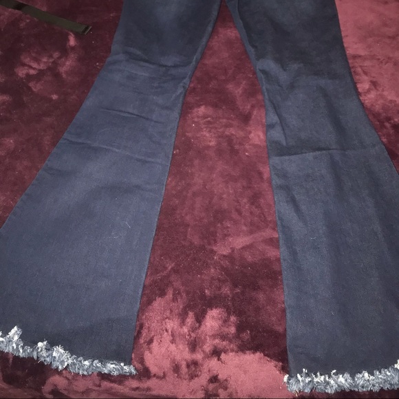 Fashion Nova flare jeans New with tags - Picture 3 of 3